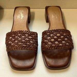 Seychelles slides, size 8, Congac